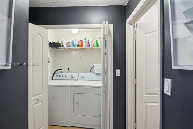 Building Photo - 10891 SW 88th Terrace