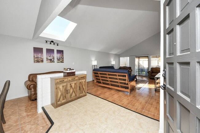 Building Photo - 11726 Lima Dr