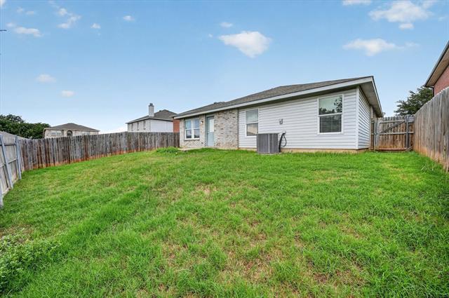 Building Photo - 1608 Diamond Lake Trail