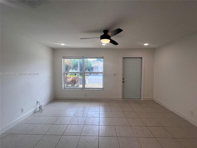 Building Photo - 7313 NW 57th Ct