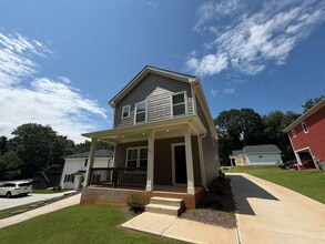 Building Photo - 192 Johnson Dr Ext