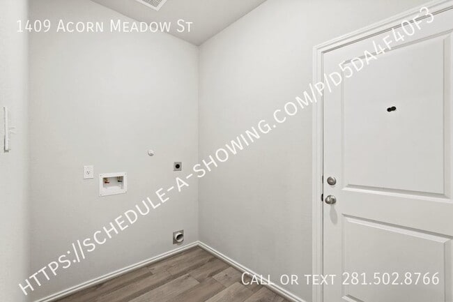 Building Photo - 1409 Acorn Mdw St