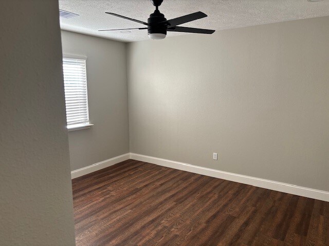 Building Photo - 17907 Pelican Way Rd