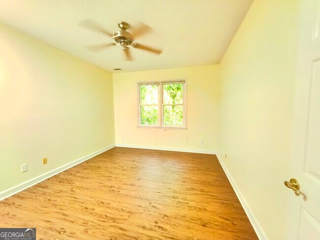Building Photo - 4009 Treemont Ln