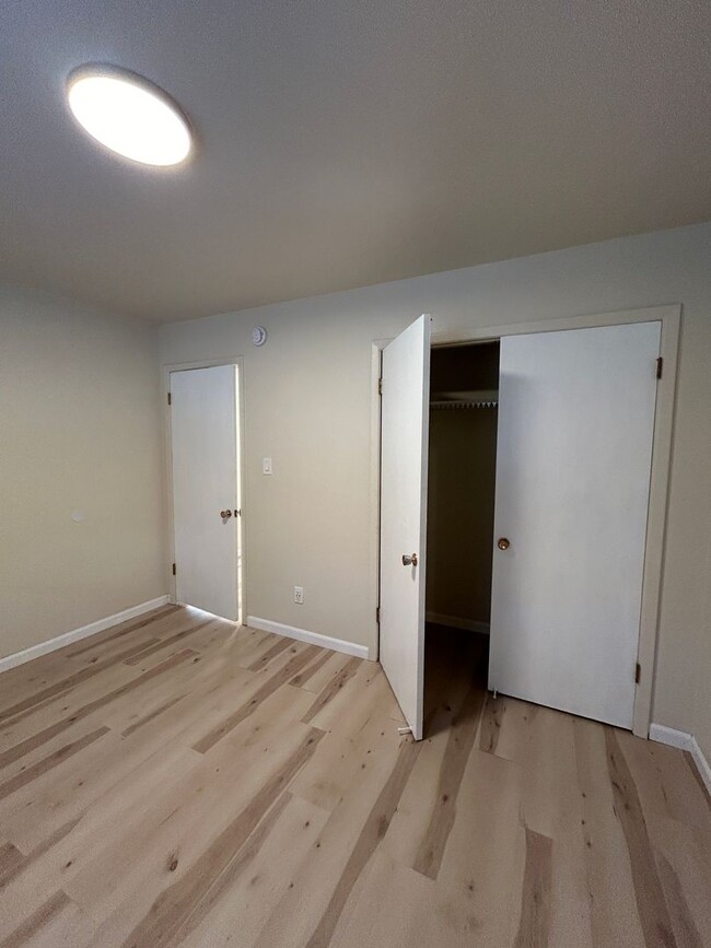 Building Photo - Pet-friendly 2-Bedroom in North Boulder