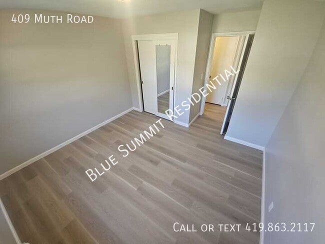Building Photo - 409 Muth Rd