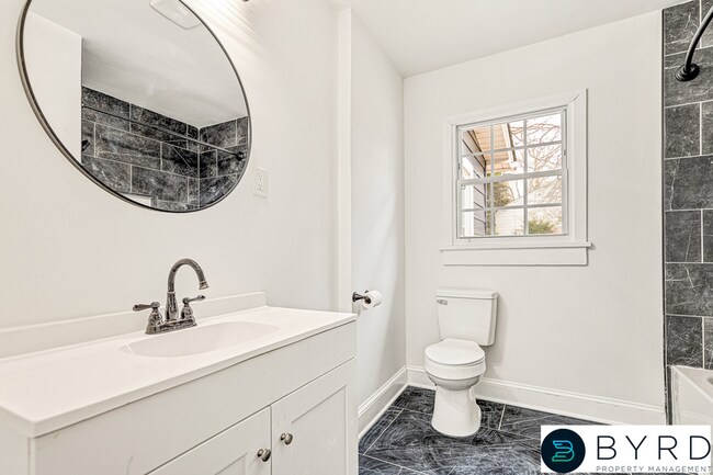 Building Photo - 2958 Winston Churchill Dr