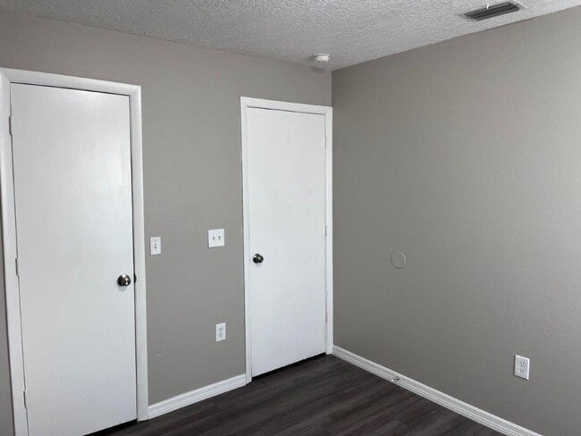 Building Photo - 4517 Piedmont St