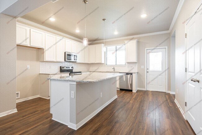 Building Photo - 624 Ripplewood Dr