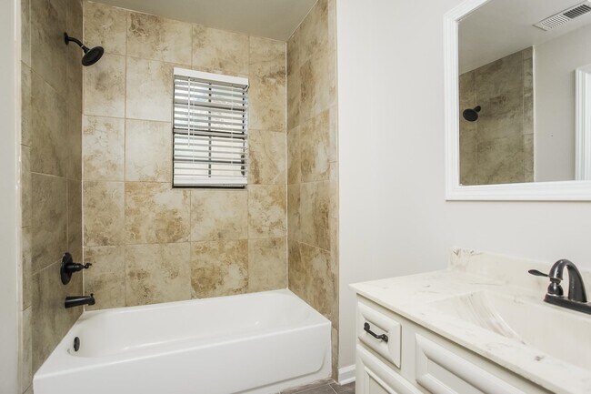 Building Photo - 4461 Green Creek