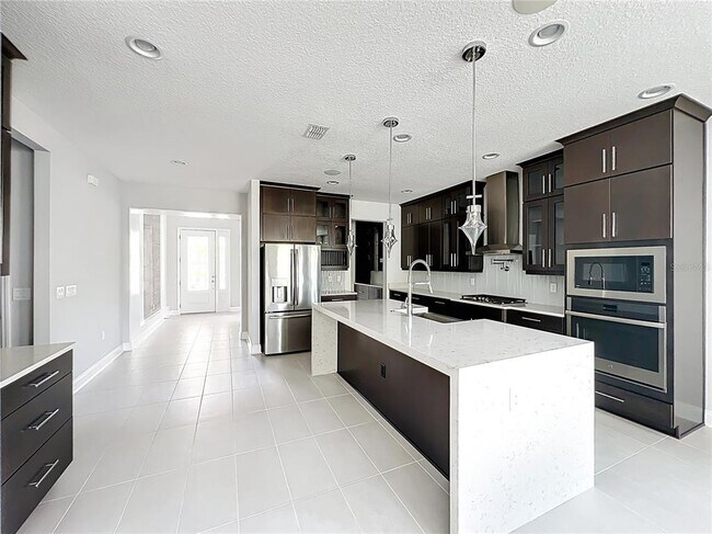 Building Photo - 12025 Encore At Ovation Way