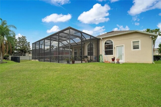 Building Photo - 14113 Sierra Vista Dr