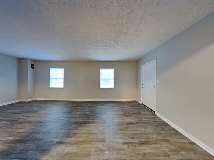 Building Photo - 6305 Beaver Creek Trail