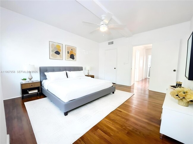 Building Photo - 841 W 40th St