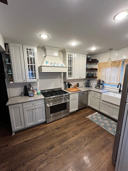 Building Photo - 1260 Francis St NW