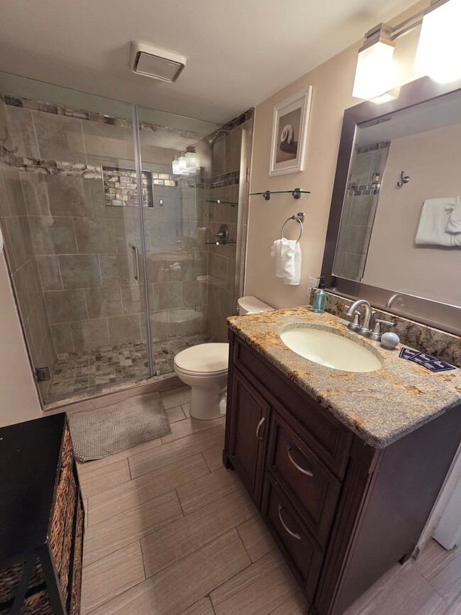 Building Photo - DOLPHIN RUN CONDOMINIUM