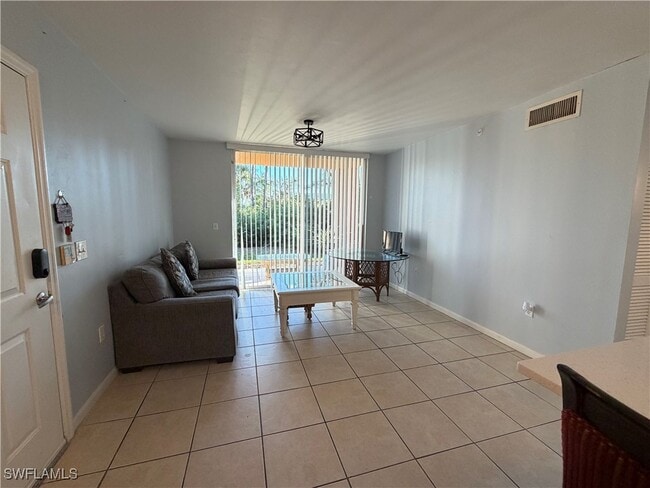 Building Photo - 1150 Wildwood Lakes Blvd