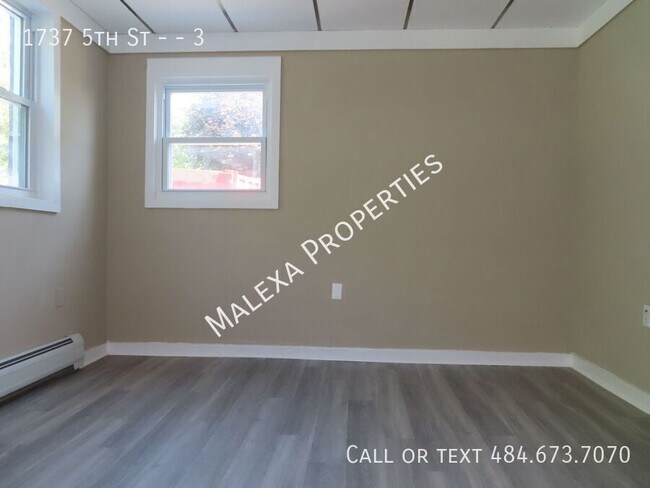 Building Photo - 1737 5th St