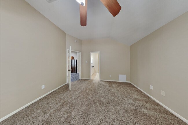 Building Photo - 14518 Enola Dr