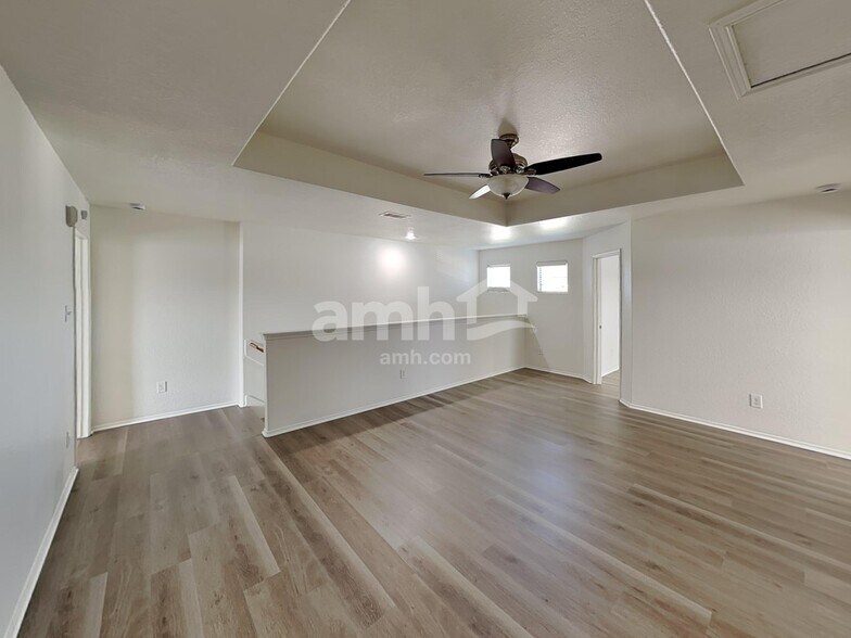 Building Photo - 1143 Desert Willow Ln