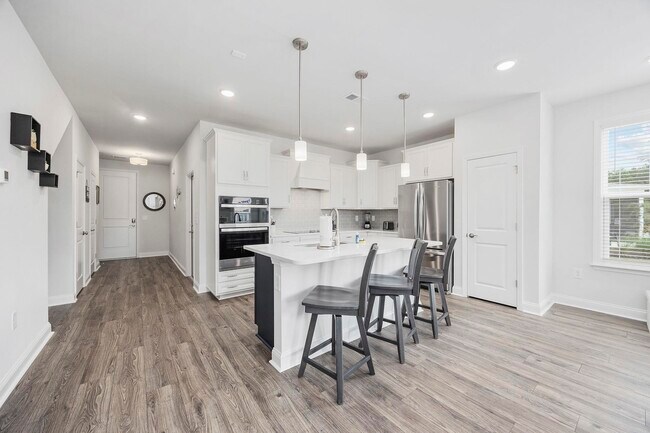 Building Photo - 5115 Double Eagle Wy