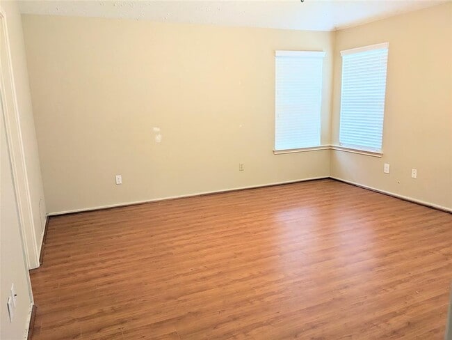Building Photo - 1206 Three Forks Dr