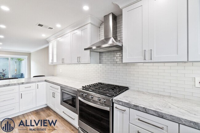 Building Photo - Highly Upgraded, Large Condo in Huntington Beach!