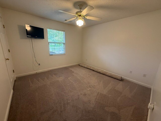 Building Photo - 1740 Country Meadows Dr