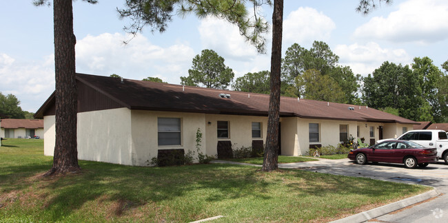 St Johns Apartments - 1801 Jobyna Ave Orange Park Fl 32073 