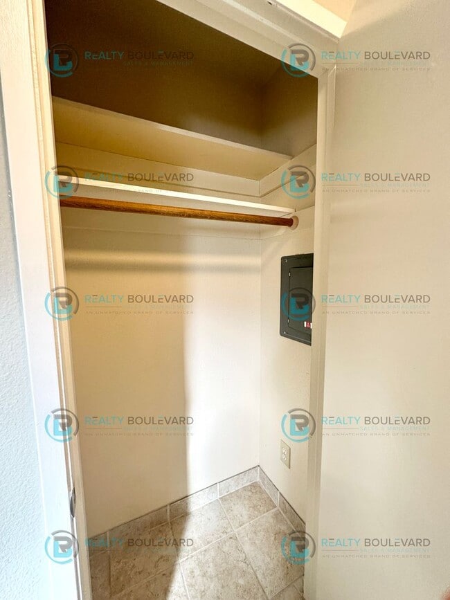 Building Photo - 2-bed, 2-bath, 2-story townhome with pool and park like setting outside the front door.