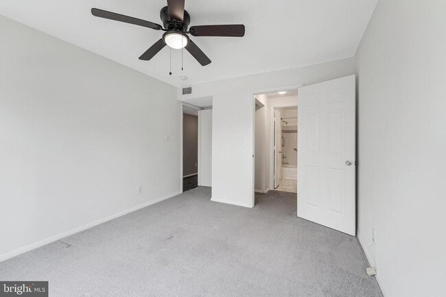 Building Photo - 1719 Ascot Way