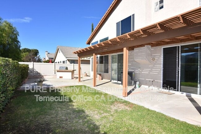 Building Photo - 45093 Corte Camellia