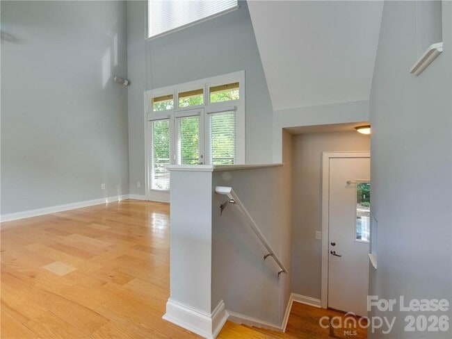 Building Photo - 927 Garden District Dr