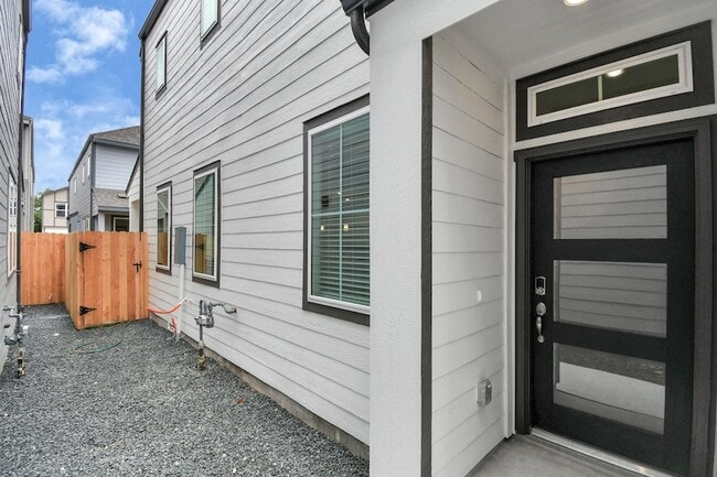 Building Photo - 8407 Arden valley Ln