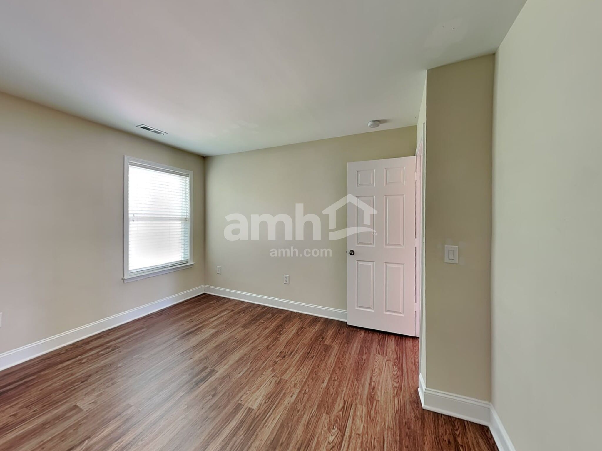 Building Photo - 419 Annaberg Ln