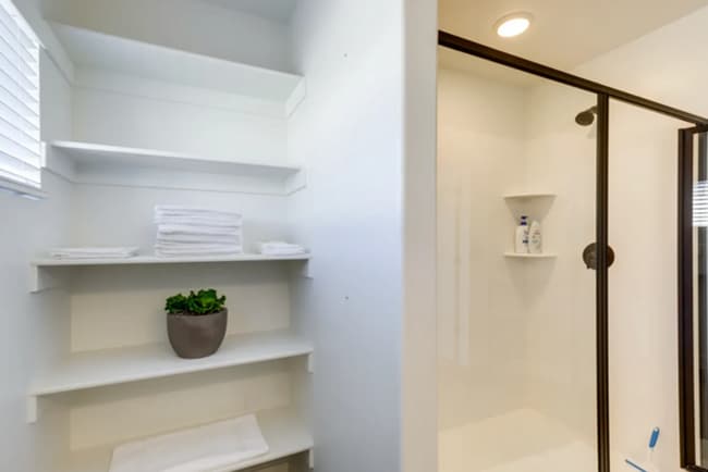 Building Photo - FURNISHED Charming 4 bedroom, 2.5 American Fork Home