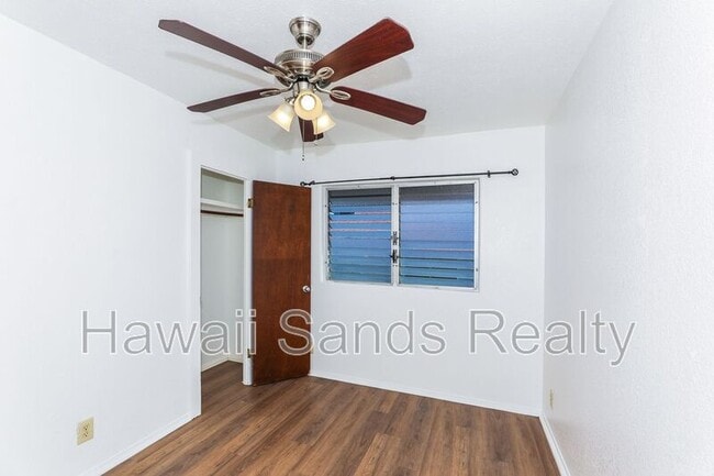 Building Photo - 3331 Hayden St