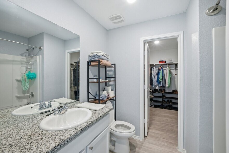 Building Photo - 14734 Saw Ml