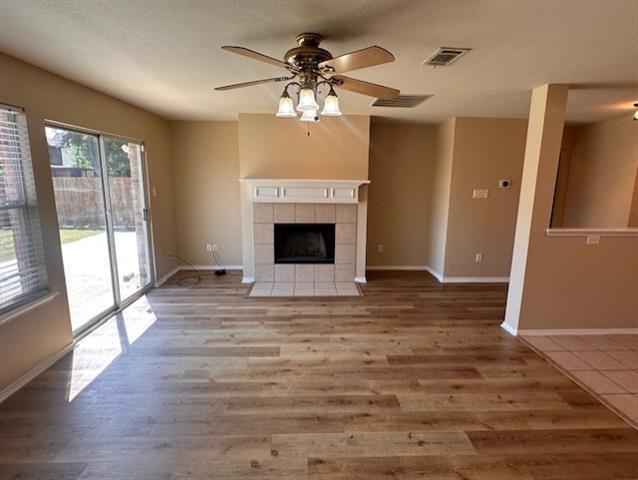 Building Photo - 5880 Crestview Dr