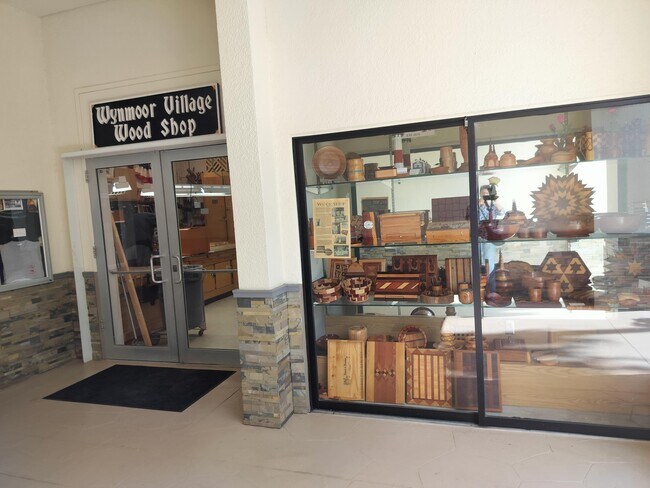 Building Photo - 1904 Bermuda Cir