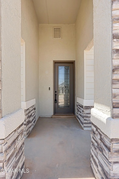 Building Photo - 51014 Sand Verbena Ave