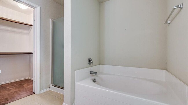 Building Photo - 712 Whitemarsh Dr