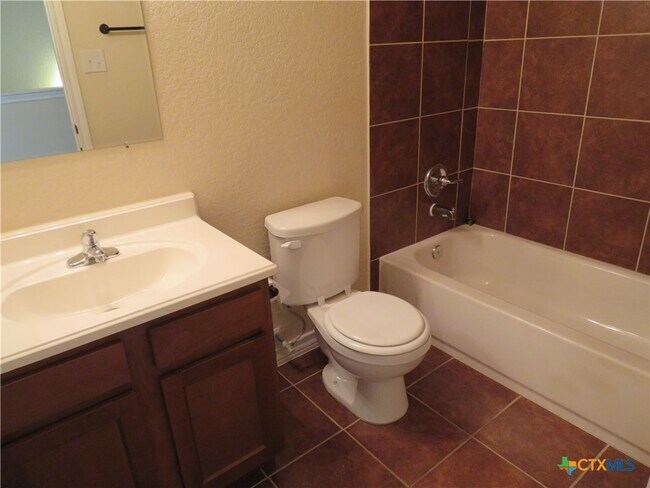 Building Photo - 14107 Veneto Dr