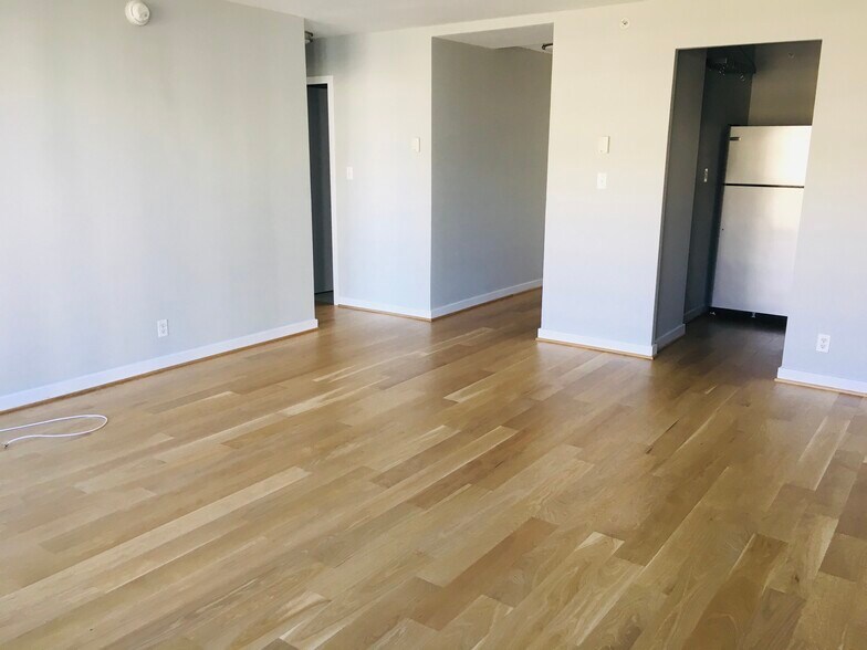 Living area - 1101 3rd St SW