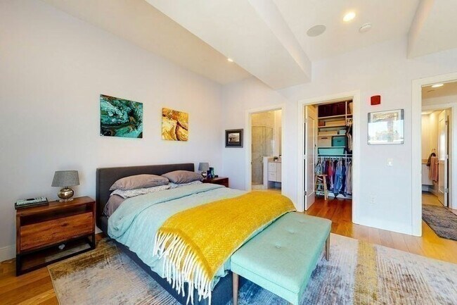 Building Photo - 488 Dorchester Ave