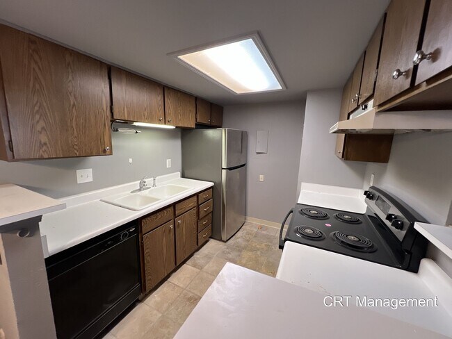 Building Photo - Spacious 2 Bed, 2 Bath Condo – Prime Lowry Location!