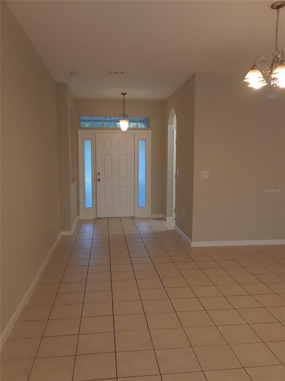 Building Photo - 2533 Old Kent Cir