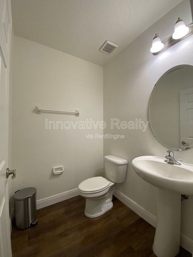 Building Photo - 1662 Orrington Payne Pl