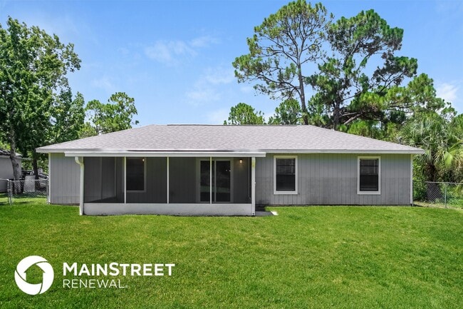 Building Photo - 410 La Coco St SW