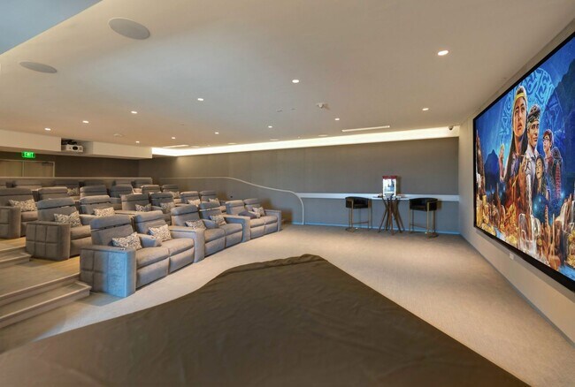 Building Photo - 28th floor Waiea residence: Fully-furnishe...